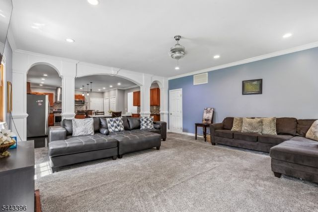 266 Fresh Ponds Rd, South Brunswick Twp., NJ 08831