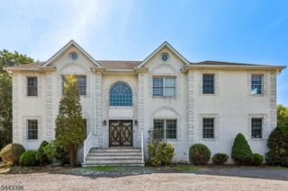 266 Fresh Ponds Rd, South Brunswick Twp., NJ 08831