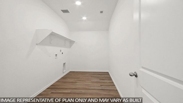 693 Canadian Trail, Dayton, TX 77535
