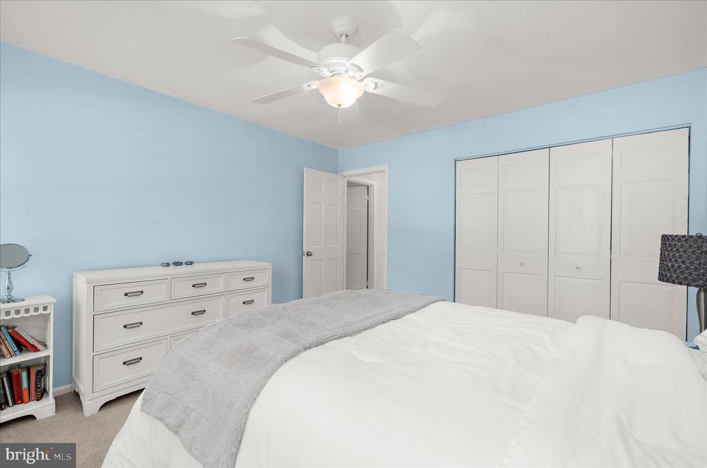 Image 40 of property listing at 406 HONEYWOOD CT, Millersville, MD 21108