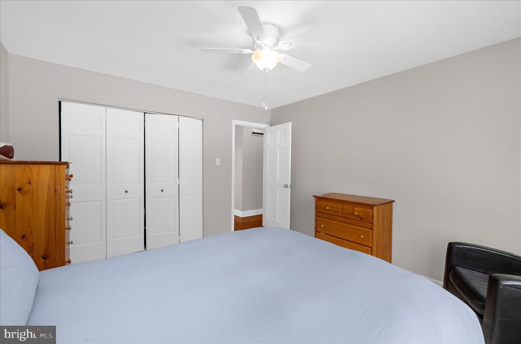 Image 46 of property listing at 406 HONEYWOOD CT, Millersville, MD 21108