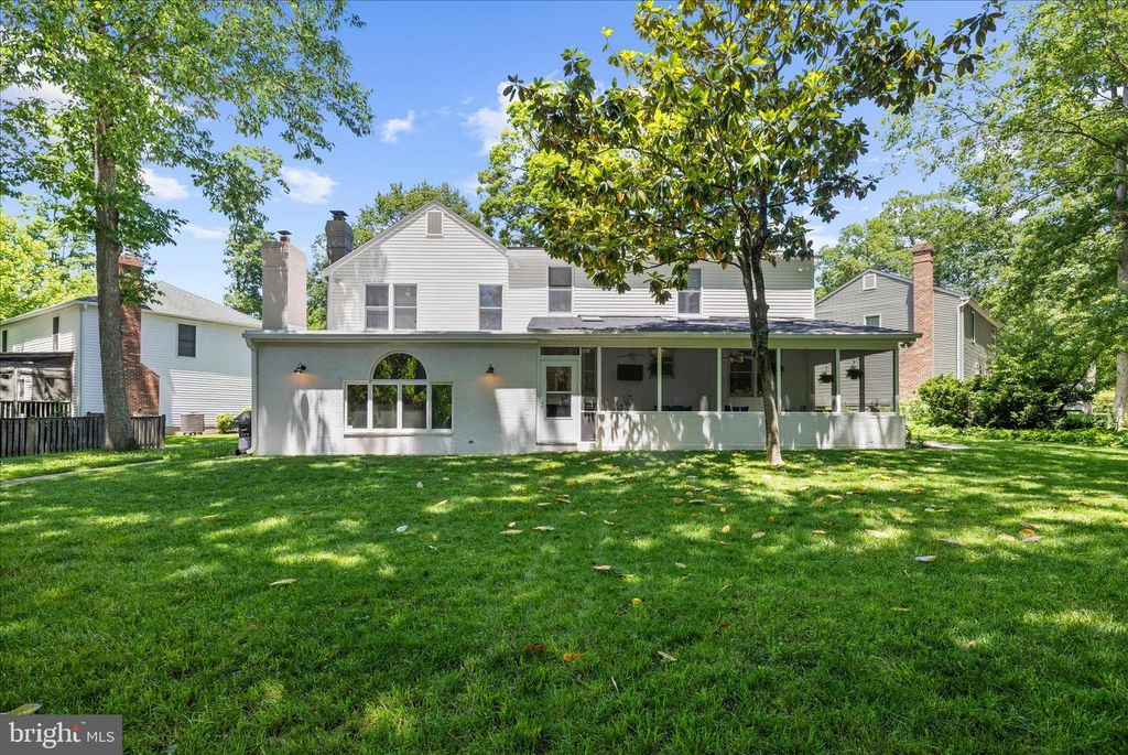 Image 58 of property listing at 406 HONEYWOOD CT, Millersville, MD 21108