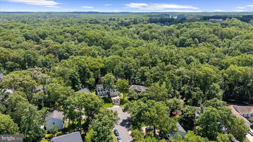 Image 66 of property listing at 406 HONEYWOOD CT, Millersville, MD 21108
