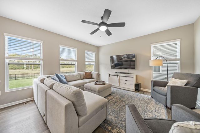 306 Red Knot Court, Plain City, OH 43064