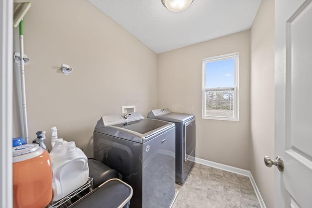 306 Red Knot Court, Plain City, OH 43064