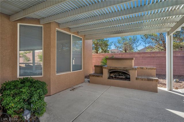 7685 Golden Lantern Court, Las Vegas, NV 89139