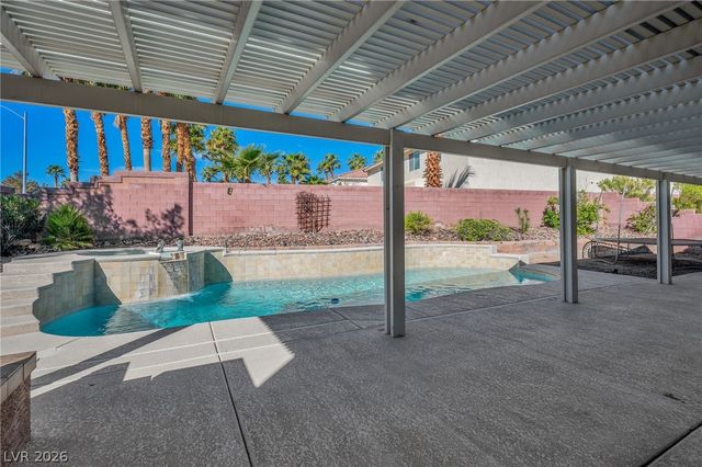7685 Golden Lantern Court, Las Vegas, NV 89139