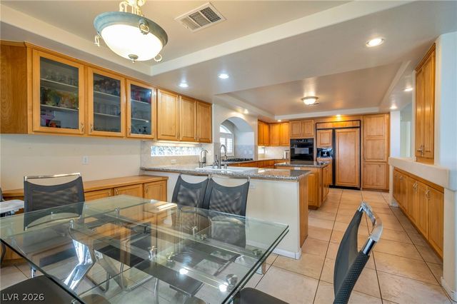 7685 Golden Lantern Court, Las Vegas, NV 89139