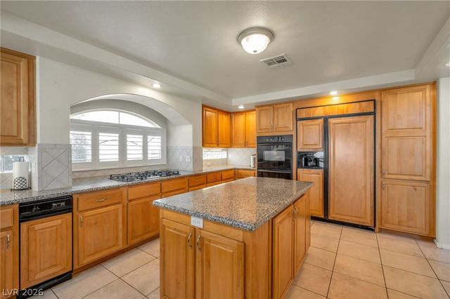 7685 Golden Lantern Court, Las Vegas, NV 89139