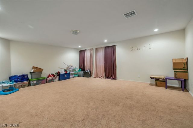 7685 Golden Lantern Court, Las Vegas, NV 89139