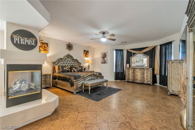 7685 Golden Lantern Court, Las Vegas, NV 89139