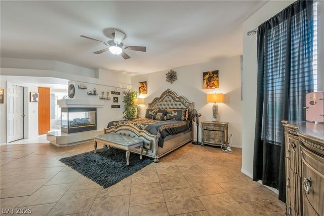 7685 Golden Lantern Court, Las Vegas, NV 89139