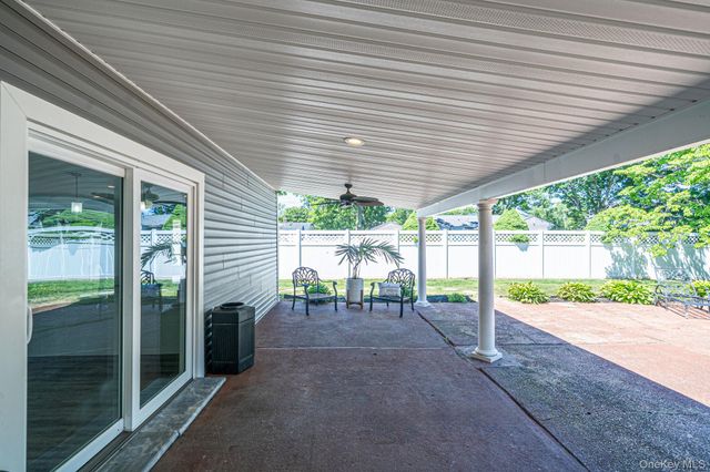 457 Peconic Street, Ronkonkoma, NY 11779