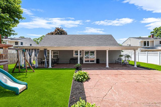 457 Peconic Street, Ronkonkoma, NY 11779