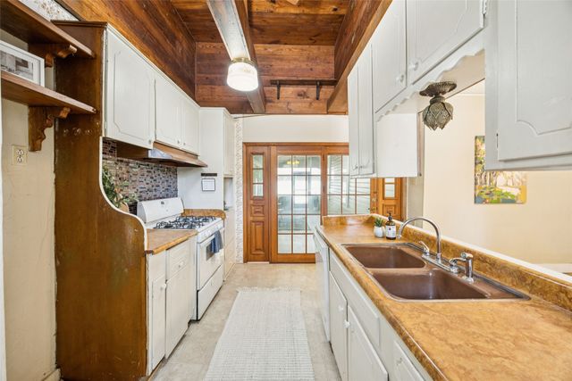 222 W College Street A,B,C, Denton, TX 76201