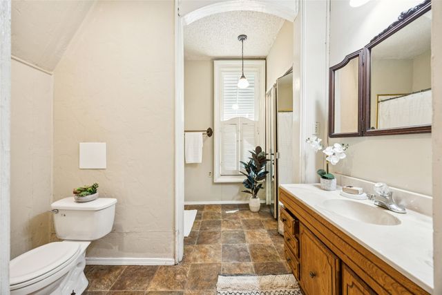 222 W College Street A,B,C, Denton, TX 76201