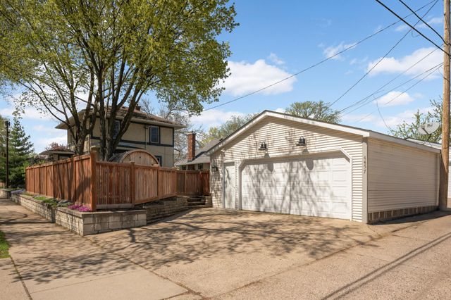 4457 17th Avenue S, Minneapolis, MN 55407