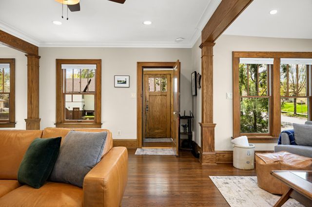 4457 17th Avenue S, Minneapolis, MN 55407