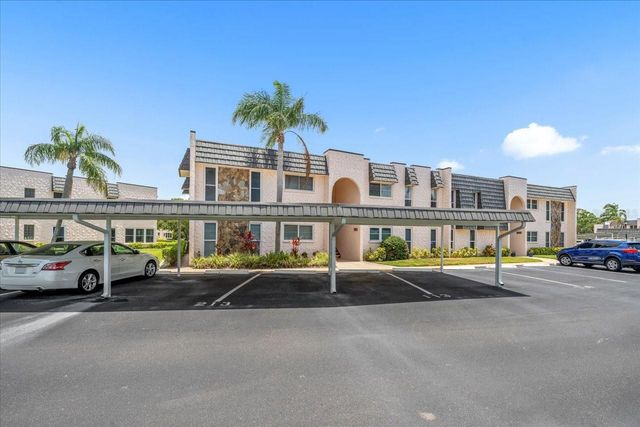 213 FERNWOOD CIRCLE 213, Seminole, FL 33777