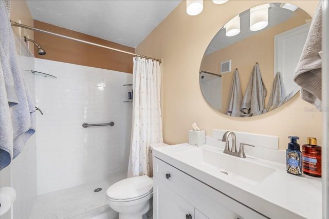 213 FERNWOOD CIRCLE 213, Seminole, FL 33777