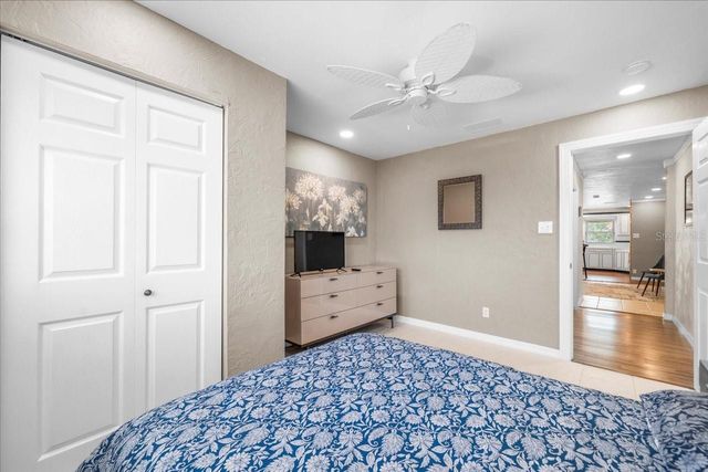 213 FERNWOOD CIRCLE 213, Seminole, FL 33777