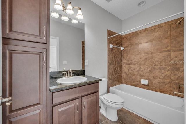15409 STARLING CROSSING DRIVE, Lithia, FL 33547