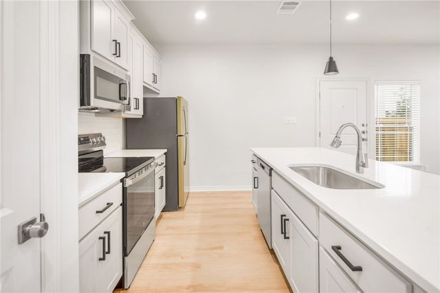 412 Ash Street, College Station, TX 77840