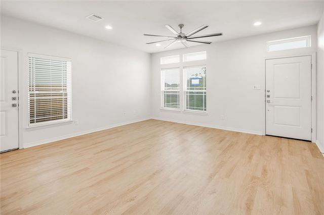 412 Ash Street, College Station, TX 77840