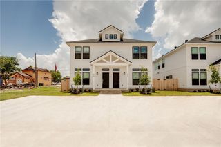 412 Ash Street, College Station, TX 77840