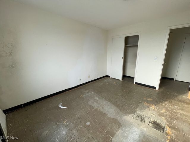 11850 Edgewater Drive 901, Lakewood, OH 44107