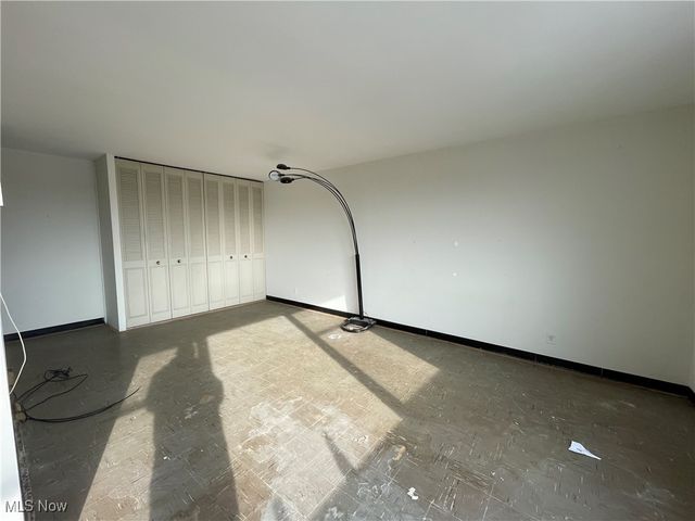 11850 Edgewater Drive 901, Lakewood, OH 44107