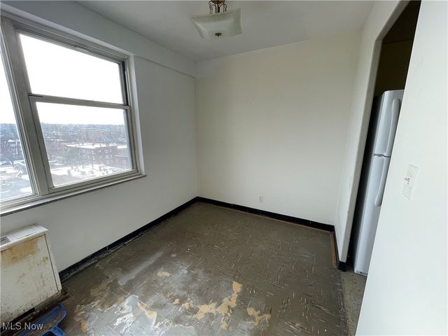 11850 Edgewater Drive 901, Lakewood, OH 44107