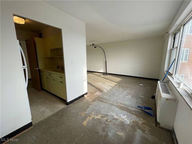 11850 Edgewater Drive 901, Lakewood, OH 44107