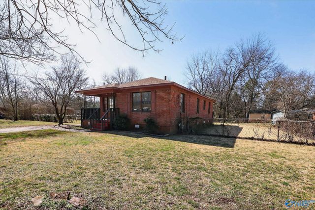 3511 Avondale Drive NW, Huntsville, AL 35810