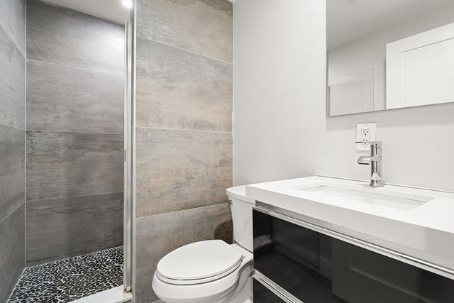 81 Chelsea St, Everett, MA 02149