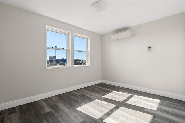 81 Chelsea St, Everett, MA 02149