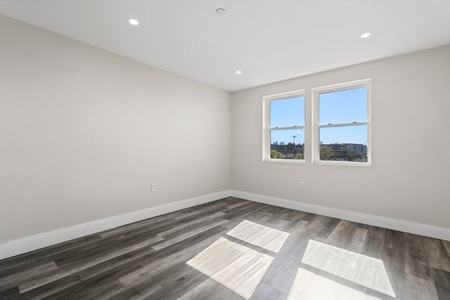 81 Chelsea St, Everett, MA 02149
