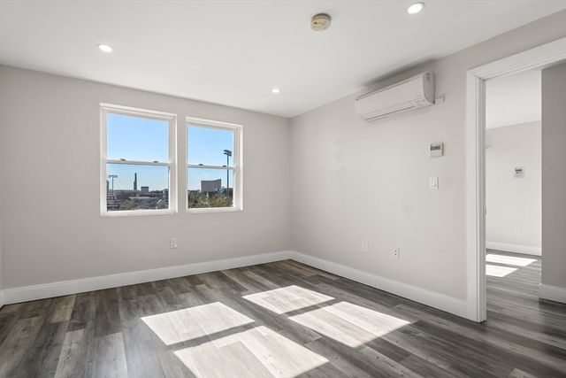 81 Chelsea St, Everett, MA 02149
