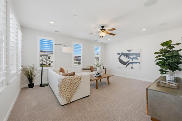 2714 Hidden Trail Loop, Rocklin, CA 95765