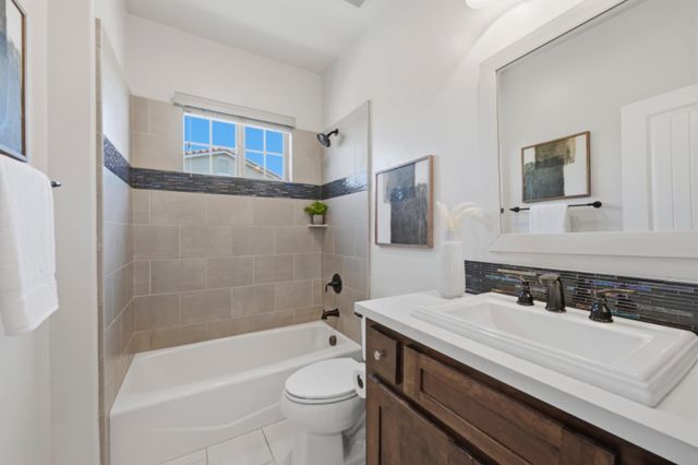 2714 Hidden Trail Loop, Rocklin, CA 95765