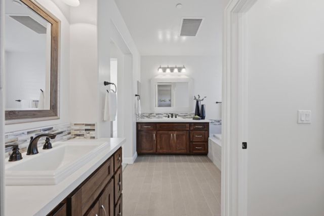 2714 Hidden Trail Loop, Rocklin, CA 95765