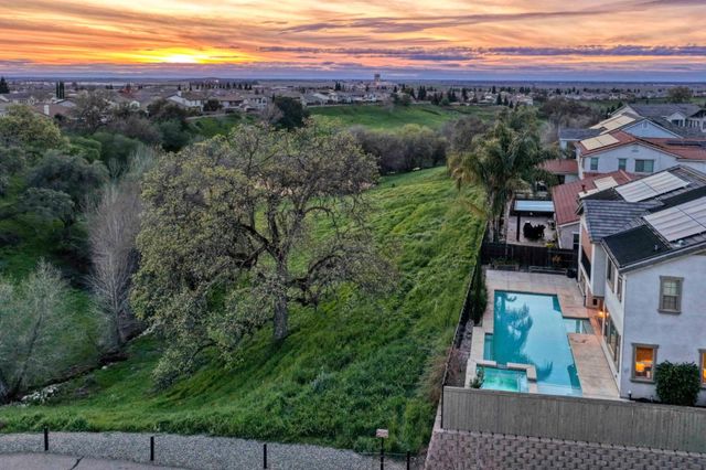 2714 Hidden Trail Loop, Rocklin, CA 95765