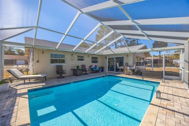 1225 NE 2ND STREET, Crystal River, FL 34429