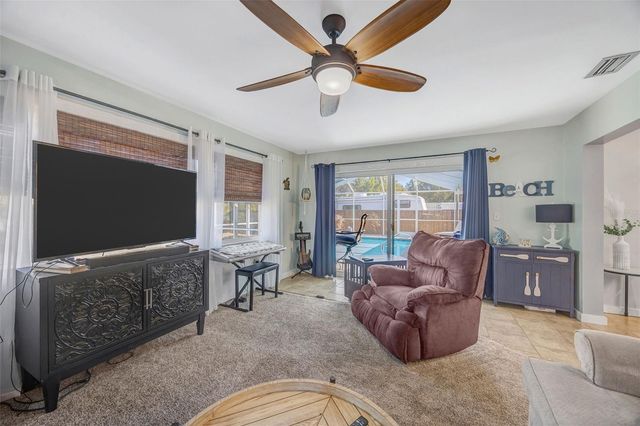 1225 NE 2ND STREET, Crystal River, FL 34429