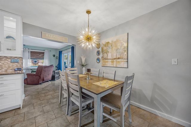 1225 NE 2ND STREET, Crystal River, FL 34429