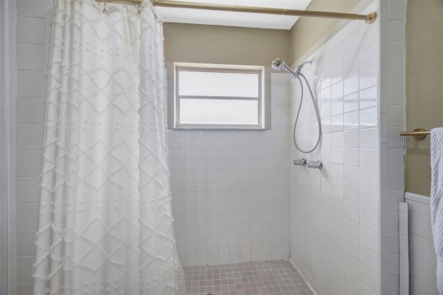 1225 NE 2ND STREET, Crystal River, FL 34429