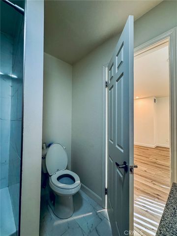 22762 Avenue San Luis, Woodland Hills, CA 91364