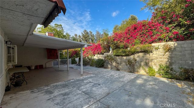 22762 Avenue San Luis, Woodland Hills, CA 91364