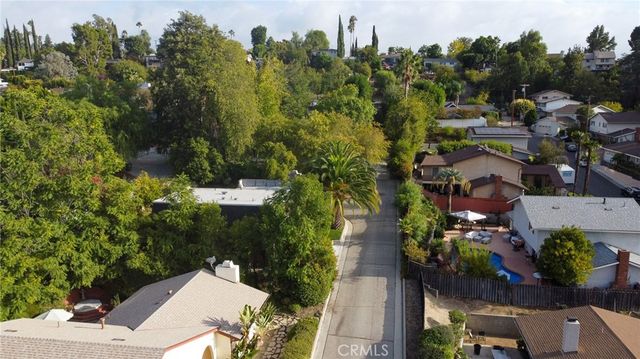 22762 Avenue San Luis, Woodland Hills, CA 91364
