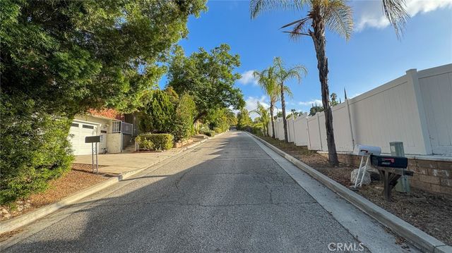 22762 Avenue San Luis, Woodland Hills, CA 91364